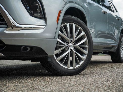 New 2026 Buick Enclave Avenir w/ LPO, Floor Liner Package image 6