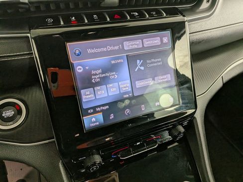 Certified 2023 Jeep Grand Cherokee Laredo image 27