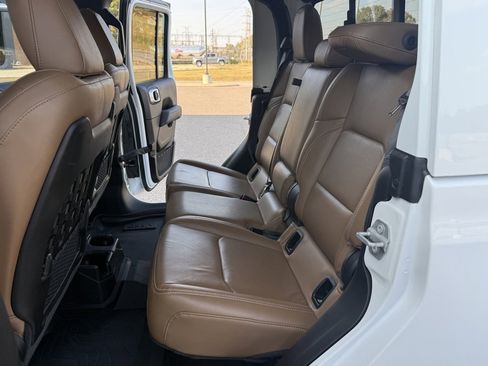 Used 2020 Jeep Gladiator Rubicon w/ Dual Top Group image 37