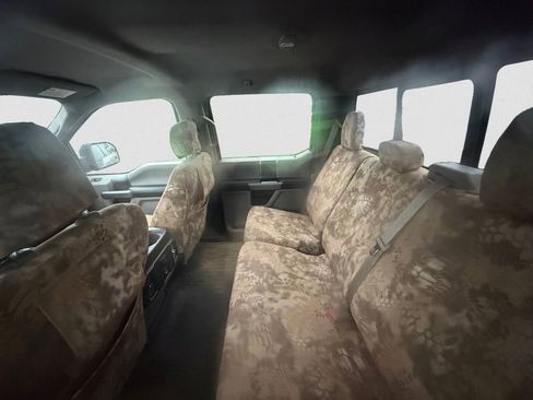 Used 2016 Ford F150 XLT w/ Equipment Group 302A Luxury image 9