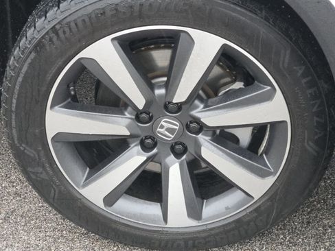 Certified 2023 Honda Pilot Elite image 11