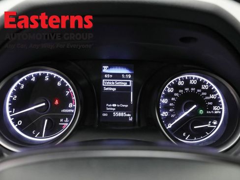 Used 2023 Toyota Camry SE image 17