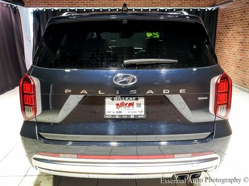 Used 2024 Hyundai Palisade Calligraphy image 9