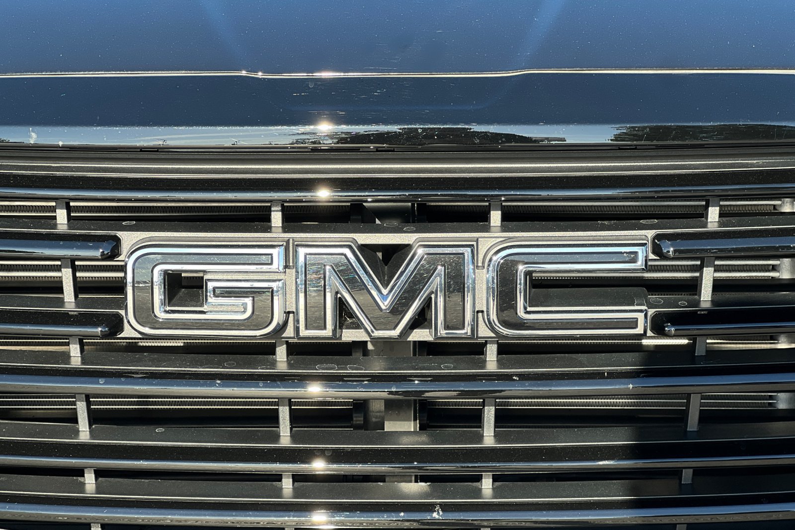 Used 2023 GMC Terrain SLE w/ Driver Convenience Package AWD/4WD image 43
