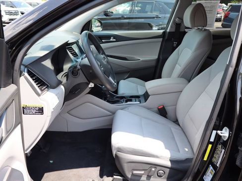 Used 2018 Hyundai Tucson SEL FWD image 21