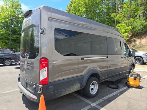Used 2019 Ford Transit 350 XLT RWD image 2