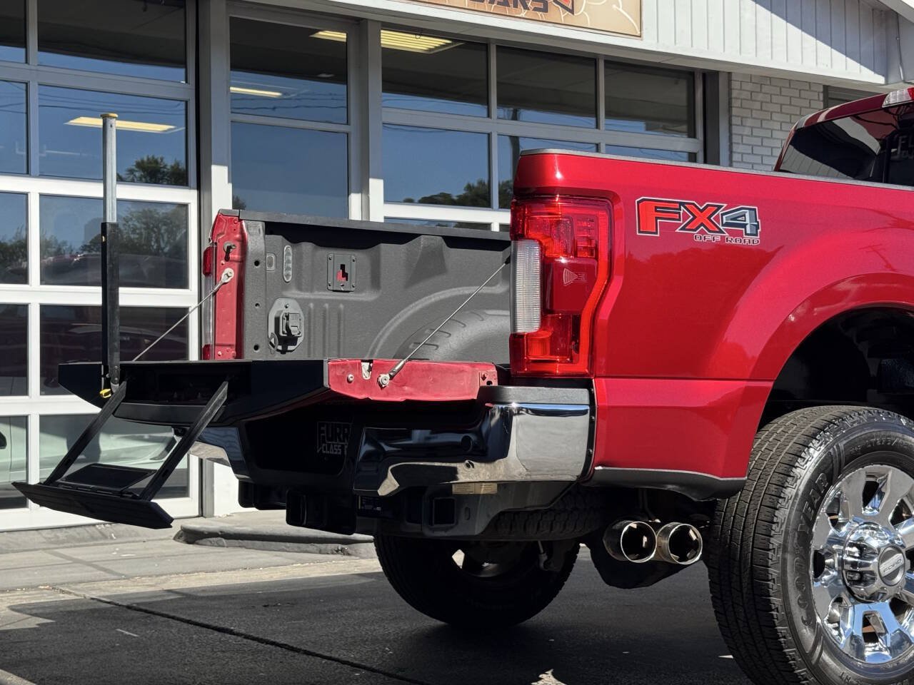 Used 2018 Ford F350 Lariat w/ Lariat Ultimate Package AWD/4WD image 15
