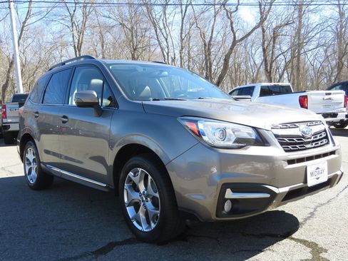Used 2018 Subaru Forester 2.5i Touring image 3