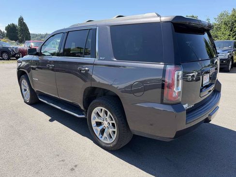 Used 2017 GMC Yukon SLT w/ HD Trailering Package AWD/4WD image 6