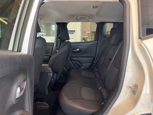 Used 2022 Jeep Renegade Trailhawk AWD/4WD image 26