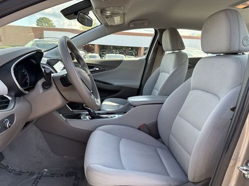 Used 2023 Chevrolet Malibu LT image 11
