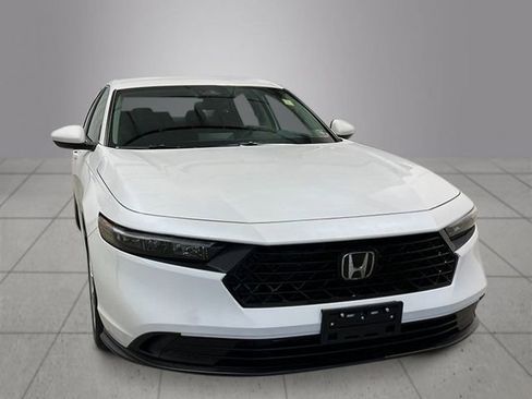 New 2025 Honda Accord LX image 9
