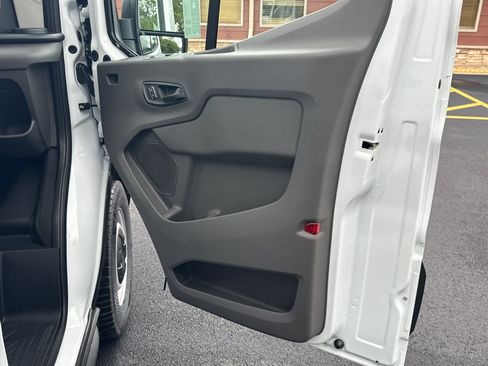 New 2027 Ford Transit 250 148 Medium Roof w/ Load Area Protection Package RWD image 28