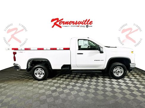 Used 2025 Chevrolet Silverado 2500 W/T w/ WT Convenience Package image 8