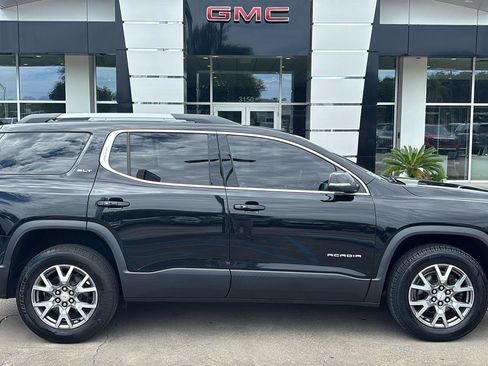 Certified 2020 GMC Acadia SLT FWD image 8