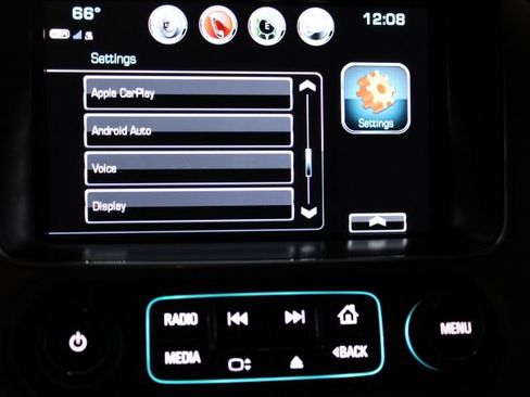 Used 2018 Chevrolet Suburban LT image 47