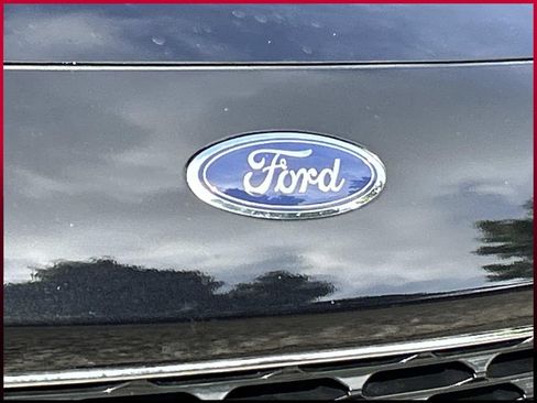 Used 2021 Ford Escape SEL w/ Technology Package FWD image 11