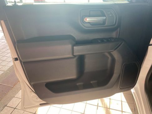 Used 2022 Chevrolet Silverado 1500 Custom w/ LPO, Dark Essentials Package image 9