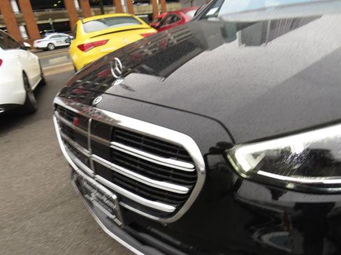 Used 2023 Mercedes-Benz S 500 4MATIC image 23
