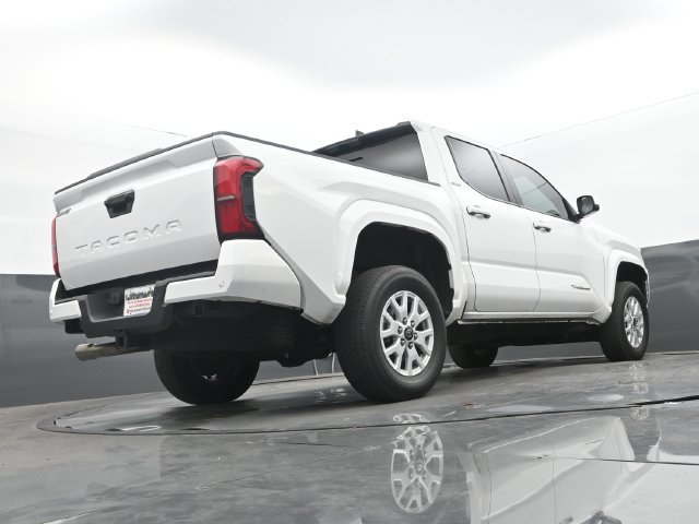 Used 2024 Toyota Tacoma SR5 RWD image 11