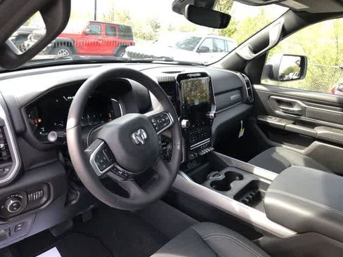 New 2026 RAM 1500 Big Horn AWD/4WD image 12