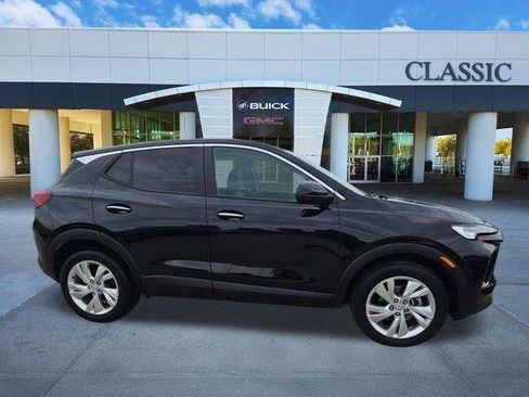 Used 2025 Buick Encore GX Preferred FWD image 9
