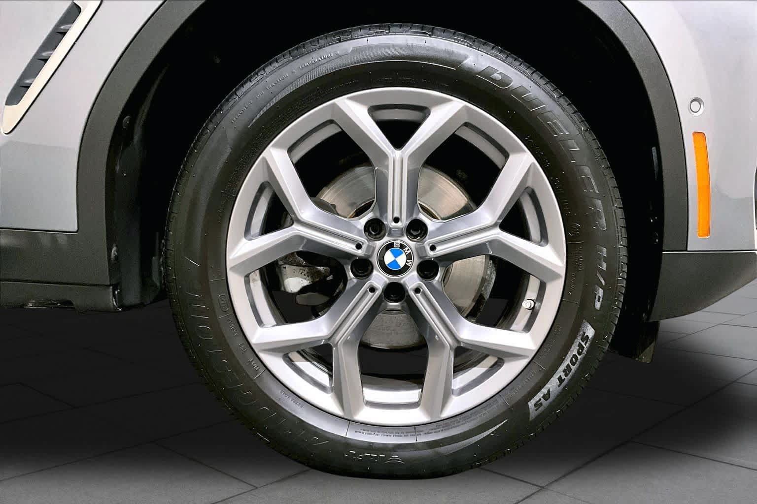 Used 2023 BMW X3 xDrive30i w/ Premium Package AWD/4WD image 10