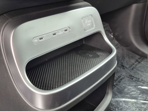 New 2026 Hyundai Ioniq 9 SEL image 26