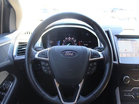 Used 2019 Ford Edge SEL w/ Equipment Group 201A image 16
