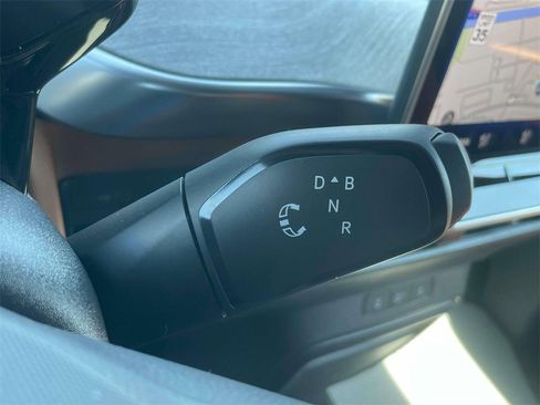 New 2025 Volkswagen ID. Buzz Pro S image 26