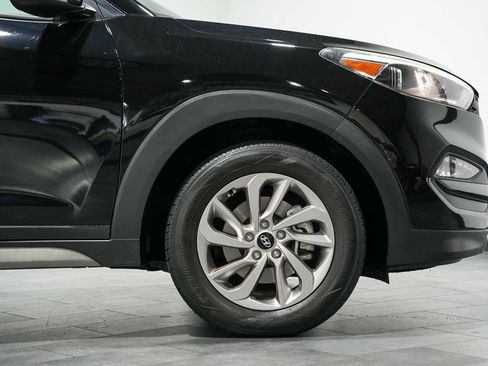 Used 2017 Hyundai Tucson SE Plus FWD image 9