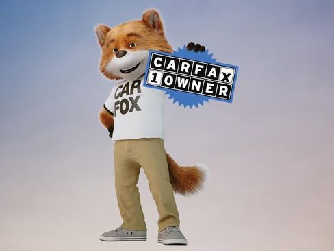 Used 2024 Kia Carnival LX image 2