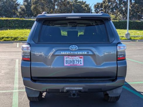 Certified 2021 Toyota 4Runner SR5 Premium image 7