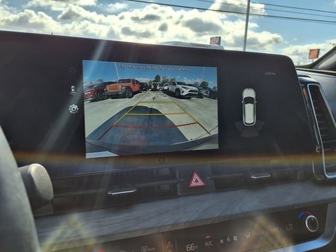 Used 2024 Kia Sportage X-Pro image 10