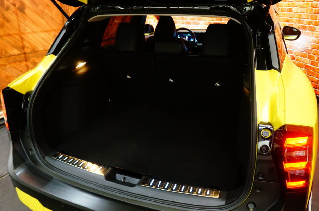 Used 2025 Nissan Kicks SR w/ Illumination Package AWD/4WD image 39