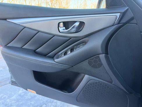 Used 2015 INFINITI Q50 S 3.7 Sedan 4D w/ Navigation Package image 21