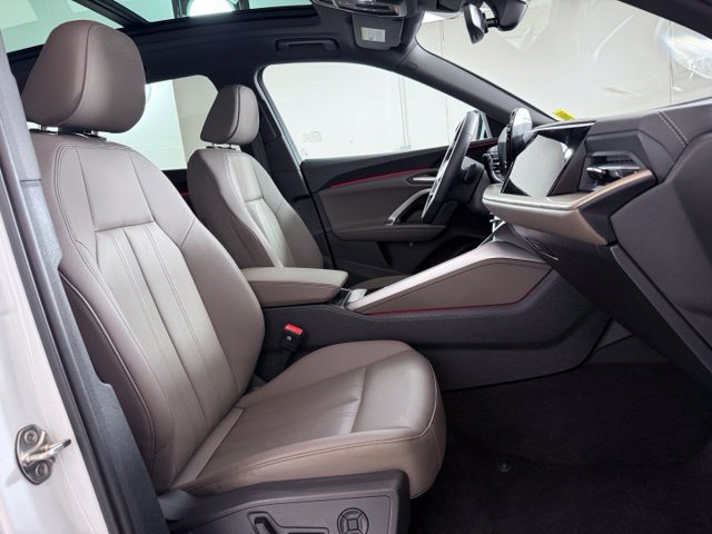 Certified 2025 Audi Q5 Premium w/ Convenience Package AWD/4WD image 25