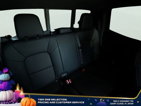 Used 2024 Chevrolet Colorado W/T w/ Advanced Trailering Package image 31