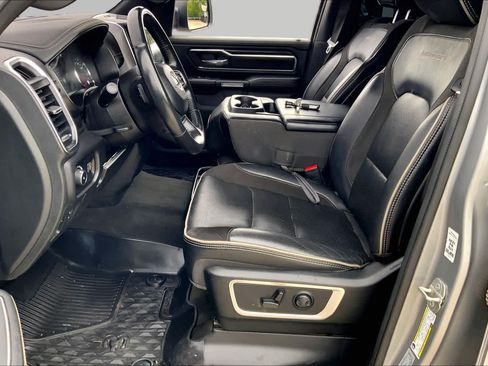 Used 2023 RAM 1500 Laramie AWD/4WD image 15
