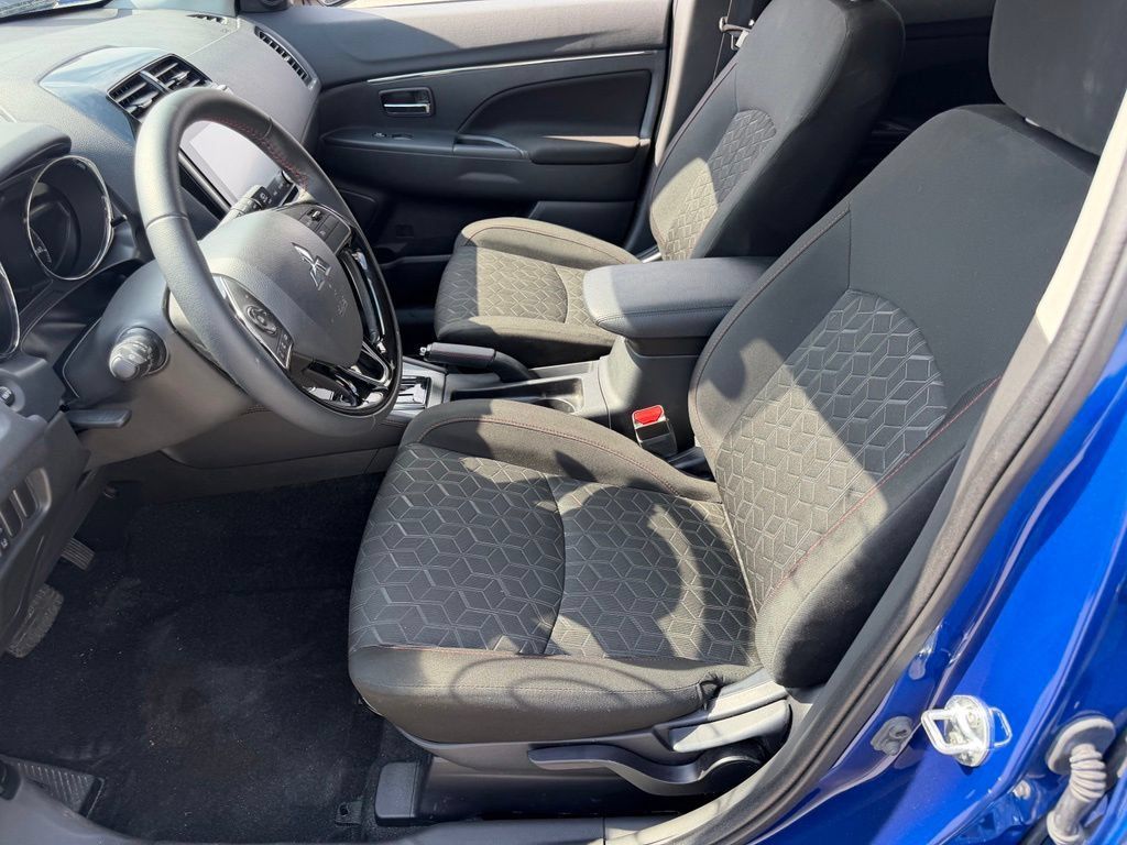 Used 2026 Mitsubishi Outlander Sport SE AWD/4WD image 22