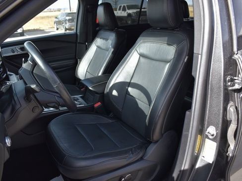 Used 2020 Ford Explorer Limited image 13