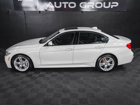 Used 2014 BMW 335i xDrive Sedan AWD/4WD image 25
