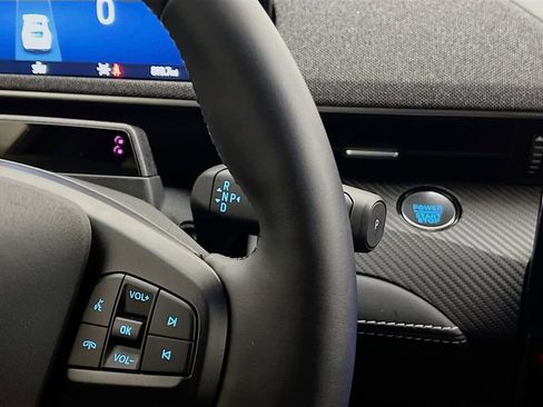 Used 2025 Ford Mustang Mach-E Premium image 22