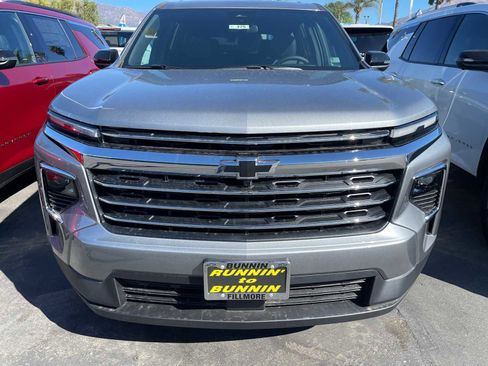 New 2025 Chevrolet Traverse LT w/ LPO, Floor Liner Package image 34