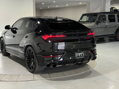 Used 2025 Lamborghini Urus SE AWD/4WD image 17