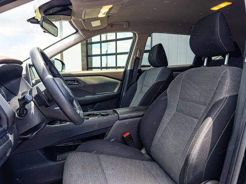 Used 2021 Nissan Rogue S AWD/4WD image 7