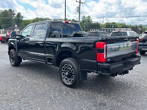 Used 2024 Ford F250 Platinum AWD/4WD image 5