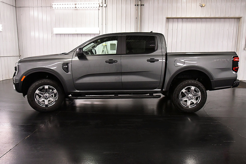 New 2026 Ford Ranger XLT w/ Equipment Group 301A High AWD/4WD image 4