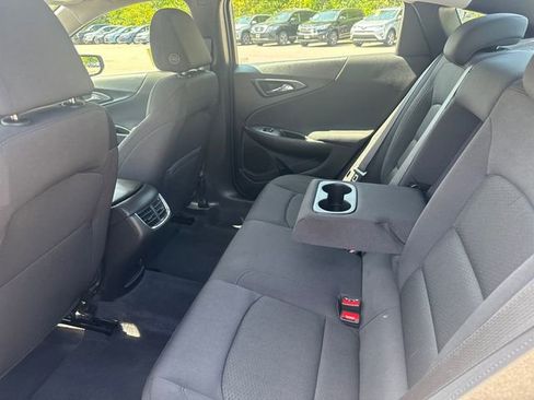 Used 2023 Chevrolet Malibu LT image 17