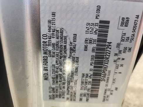 Used 2013 Ford Fusion SE FWD image 42